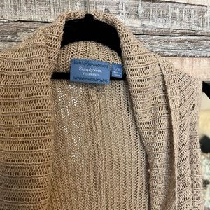 Sweater vest